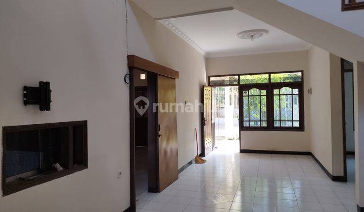 Disewakan Rumah di Griya babatan mukti  2
