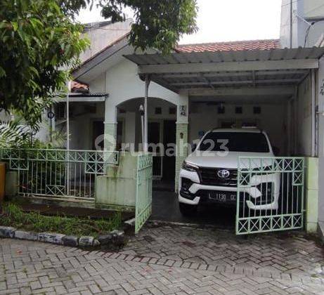 Dijual Rumah di Babatan Pratama baru Renovasi 1