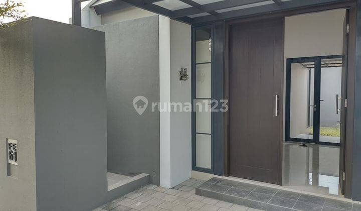 Disewakan Rumah di Grand Sunrise Baru dan bagus 1