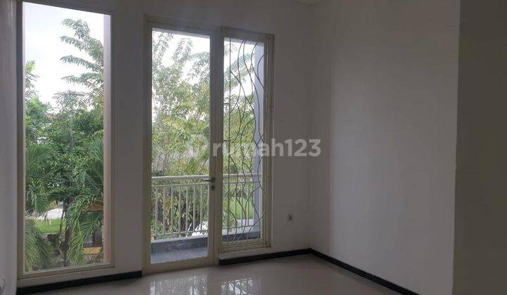 Rumah 2 Lantai di Sutorejo Timur, Surabaya 2