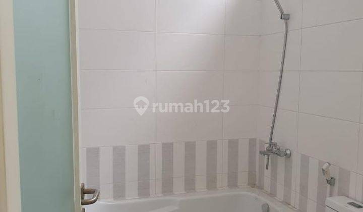 Rumah 2 Lantai di Sutorejo Timur, Surabaya 3