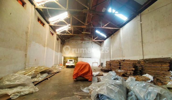 Ruang Usaha Penggilingan Padi di Cumedak Sukowono Jember 4