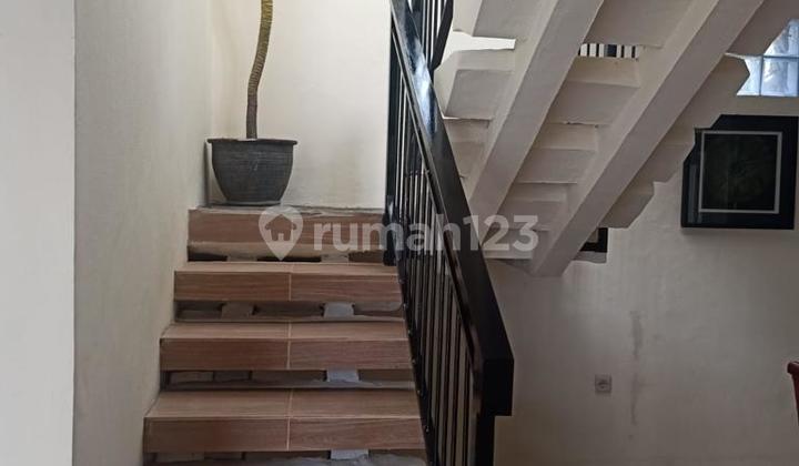 sewa rumah di sayap Burangrang 2 Lantai SHM Bagus hadap Utara 7