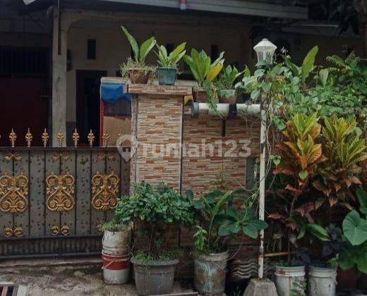 Rumah siap huni SHM.  1
