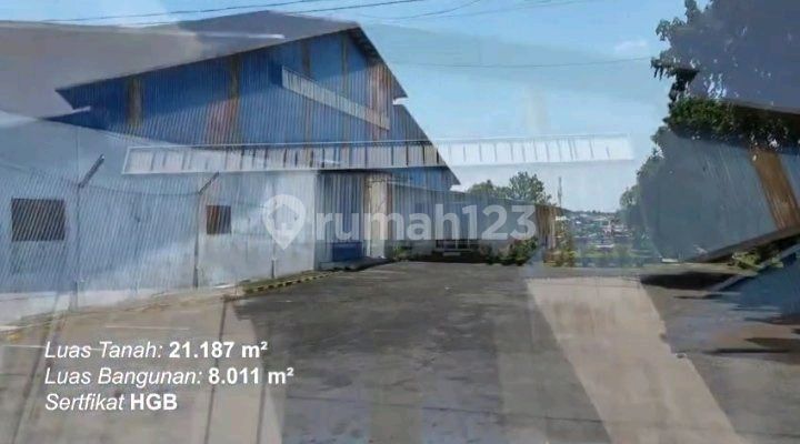 Gudang Luas Dan Siap Pakai Gudang Luas Dan Siap Pakai