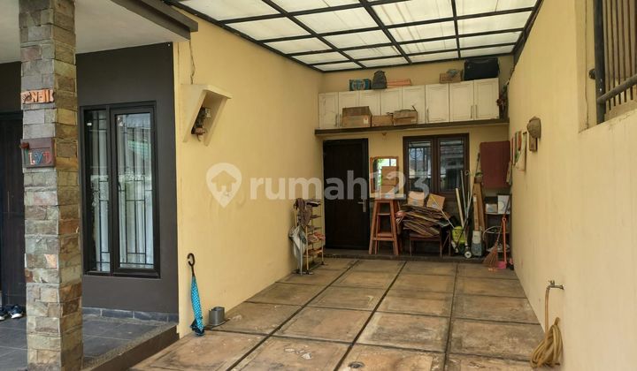 Rumah 15 menit ke The Breeze BSD City SHM LT 263 Hadap Selatan J-28539 2