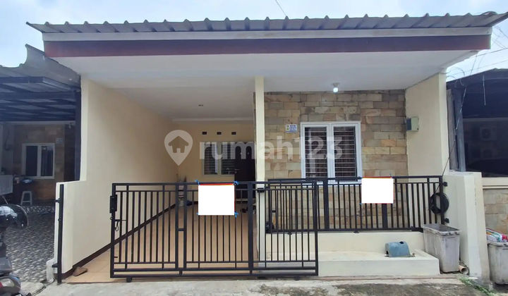 Rumah Hadap Timur dekat Cibinong City Mall Dibantu KPR J-38749 1