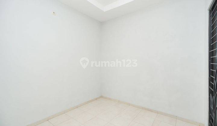 Rumah Minimalis 15 Mnt ke Pintu Tol Sawangan 4 Semi Furnish J22197 2