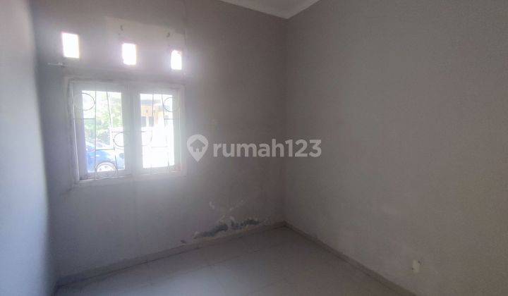 Rumah Hadap Selatan 15 Menit ke Terminal Gedoran Depok Margonda J25118 2