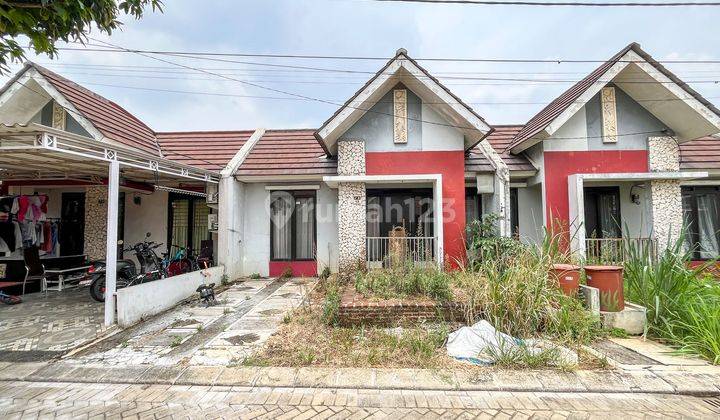 Rumah Strategis Luas Harga Nego 8 Menit ke Mall The Park Sawangan J21520 1