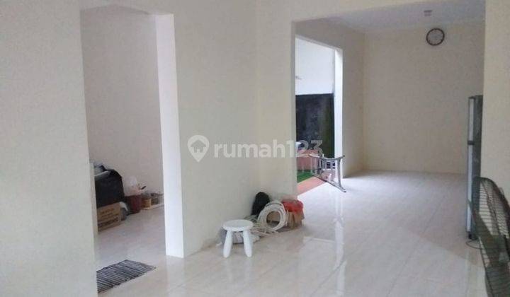 Rumah Terawat Siap Huni di Depok 8 Menit ke Stasiun KA Bisa Nego J17011 2