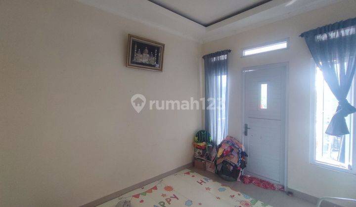 Rumah 2 Lt Hadap Timur 7 Menit ke The Park Sawangan Depok Dibantu KPR J25340 2