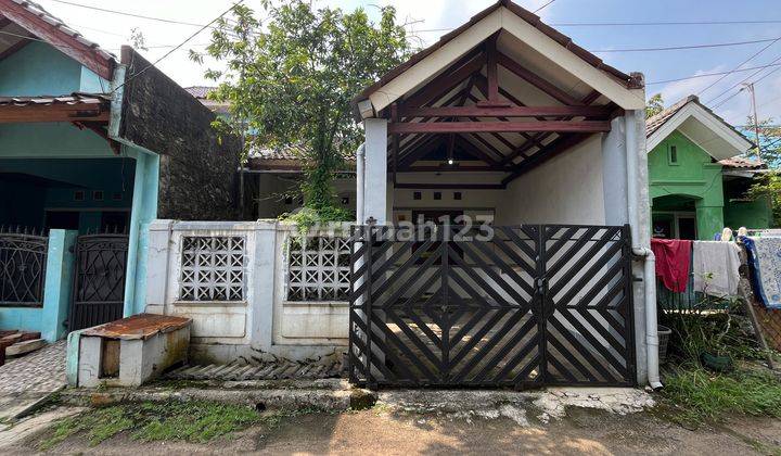 Rumah 400jtan Ada Carport 4 Menit ke Stasiun Citayam Harga Nego J22154 1