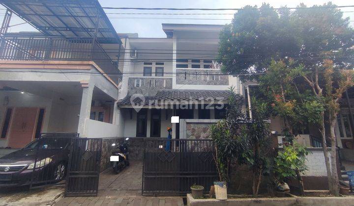 Rumah 2 Lt Ada Carport Bisa Nego 10 Menit ke RSU Hermina Depok Siap KPR J26842 1