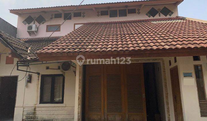 Rumah Siap Huni LT 144 Harga Nego 10 Menit ke Stasiun Depok Baru J16060 1