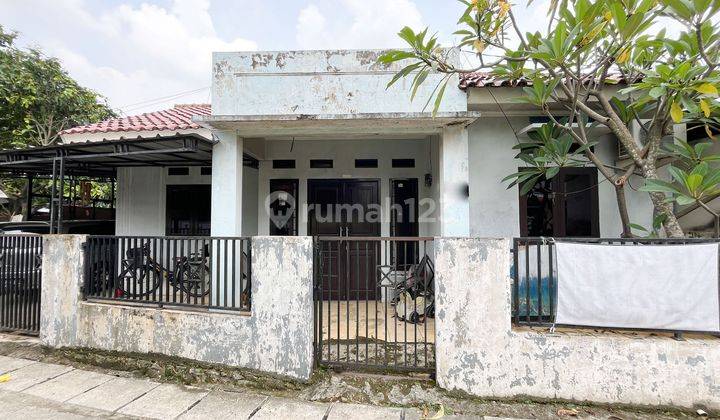 Rumah SHM Hadap Utara Strategis 15 Menit ke Stasiun Depok Baru Dibantu KPR J22869 1