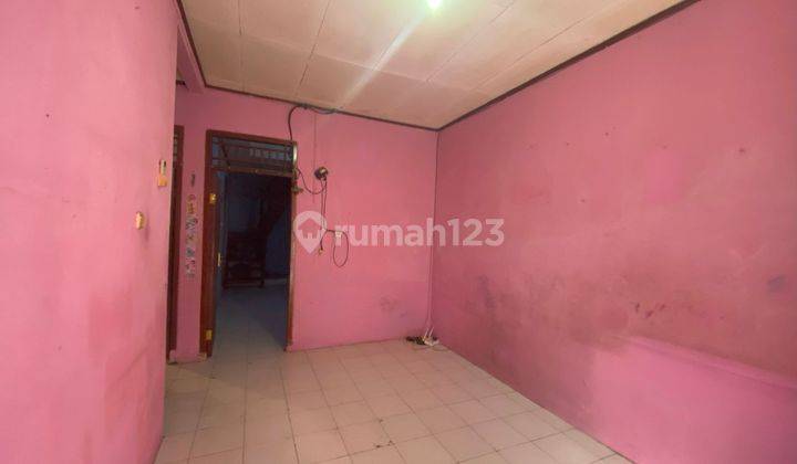 Rumah SHM Strategis Harga Nego 4 Menit ke Mall Depok Town Center J15673 2