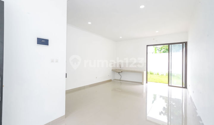 Land 125 SHM 10 Minutes to Sari Asih Ciputat Hospital J-37320