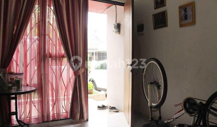 House 10 minutes to Cimanggis Toll Gate East Facing Ready for Mortgage J-14525 House 10 minutes to Cimanggis Toll Gate East Facing Ready for Mortgage J-14525