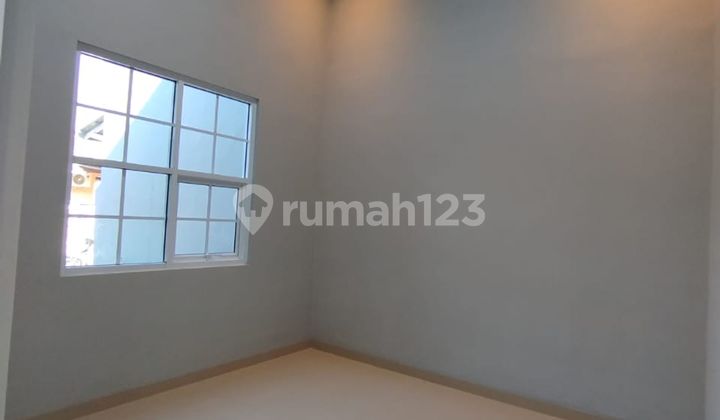 1-Story House 14 Minutes to Summarecon Mall Bekasi with KPR J38651 Assistance 1-Story House 14 Minutes to Summarecon Mall Bekasi with KPR J38651 Assistance