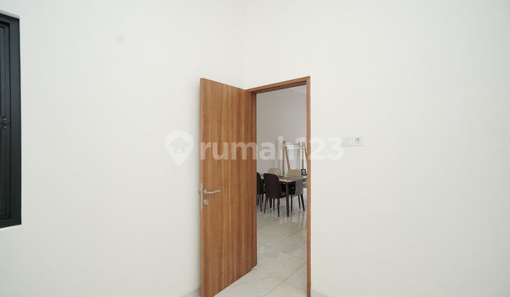Rumah 2 Lt SHM 2 menit ke RS Citra Harapan Dibantu KPR J-37440
