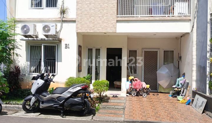 Rumah 2 Lantai 15 Menit ke Gerbang Tol Ciputat 1 Hadap Timur J33149 1