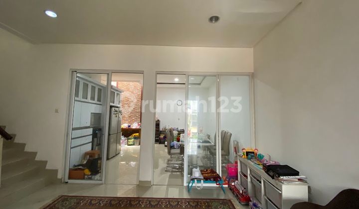 Rumah Seken Terawat 10 menit ke Mall Ciputra Cibubur Siap Huni J32571 2