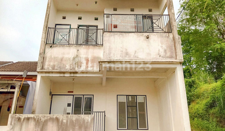 Rumah 2 LT Hadap Utara Dekat Terminal Parung Dibantu KPR J-47029