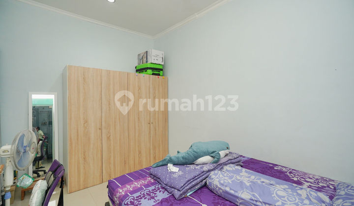 Minimalist 1-Story House 15 Minutes to Depok Lama Station Ready to Occupy J30463 2