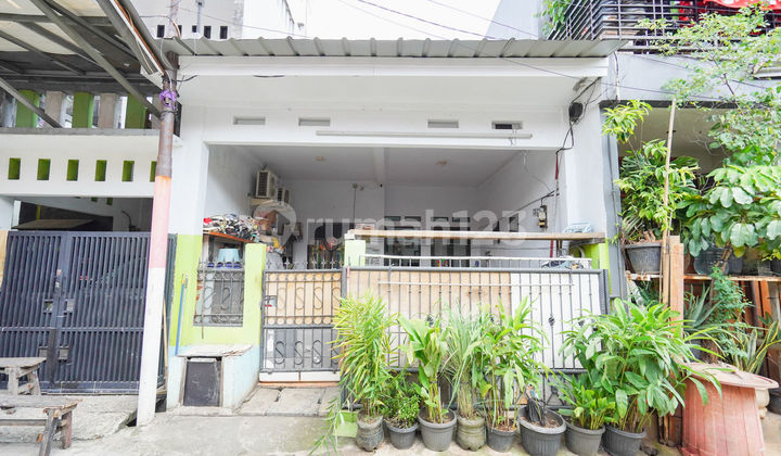 Rumah 2 KT Bebas Banjir 15 Menit ke Stasiun Bekasi Dibantu KPR J31179 Rumah 2 KT Bebas Banjir 15 Menit ke Stasiun Bekasi Dibantu KPR J31179