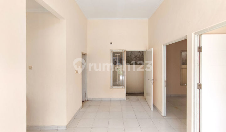 South-Facing KPR Ready House 15 Minutes to Cisauk Station J-38475 2