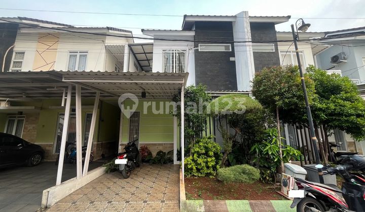 Two-Story House with SHM, 15 Minutes to Mitra Keluarga Jatiasih Hospital, Eligible for Mortgage J36176