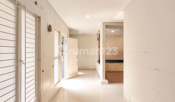 Rumah Hadap Timur 16 menit ke Stasiun Sudimara Dibantu KPR J-37495 2