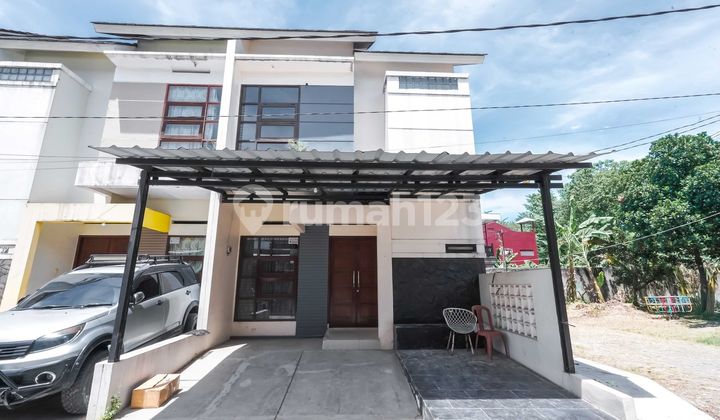 Rumah Luas Strategis 15 Menit ke Stasiun Citayam Dibantu KPR J-37279 Rumah Luas Strategis 15 Menit ke Stasiun Citayam Dibantu KPR J-37279