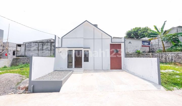 Rumah Hadap Utara 14 Menit ke Depok Town Center Dibantu KPR J-36259 1