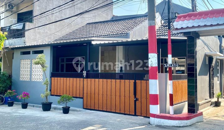 Rumah Strategis 9 Menit ke Gerbang Tol Jatikarya 2 Dibantu KPR J38640 Rumah Strategis 9 Menit ke Gerbang Tol Jatikarya 2 Dibantu KPR J38640