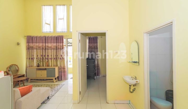 Rumah Hadap Timur SHM 14 Menit ke Gerbang Tol Cimanggis Siap KPR J-35614 2