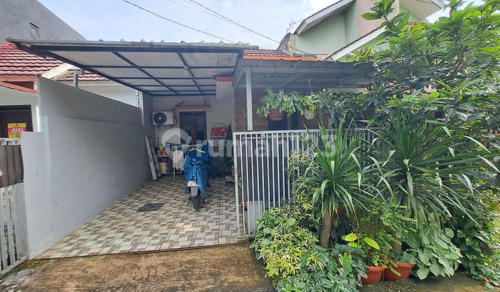 Rumah 5 Menit ke The Park Sawangan Hadap Utara Dibantu KPR J-44051
