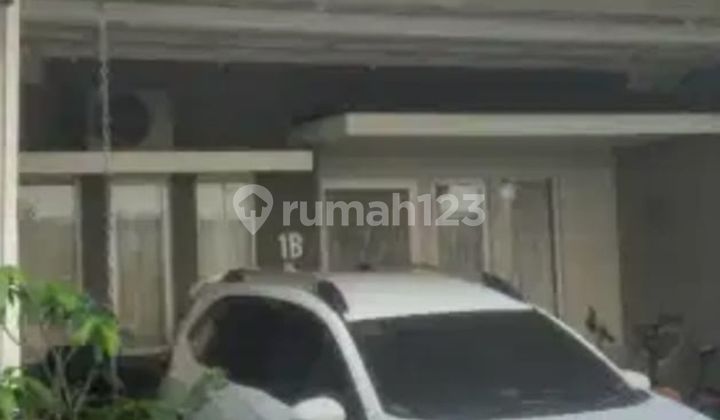 South-facing House 12 Minutes to Cinere Living Plaza with KPR J-38127 Assistance