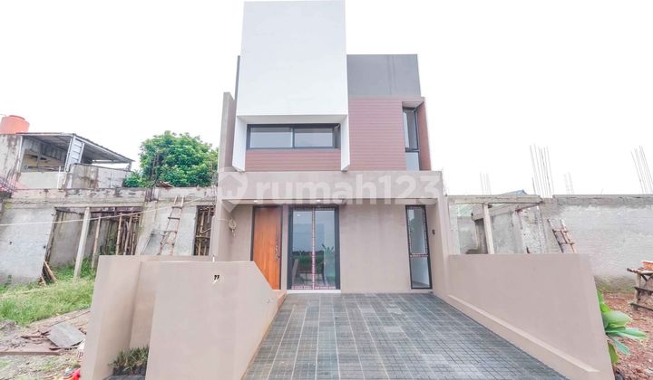 Rumah SHM 2 Lt Hadap Selatan 7 Menit ke Rs Citra Medika Depok J-28423 Rumah SHM 2 Lt Hadap Selatan 7 Menit ke Rs Citra Medika Depok J-28423