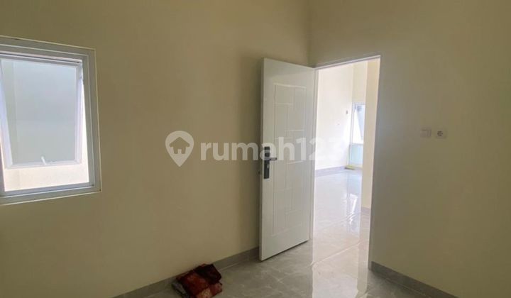 Rumah SHM Hadap Timur 15 Menit ke Stasiun Cikunir 1 Siap KPR J-39573 2