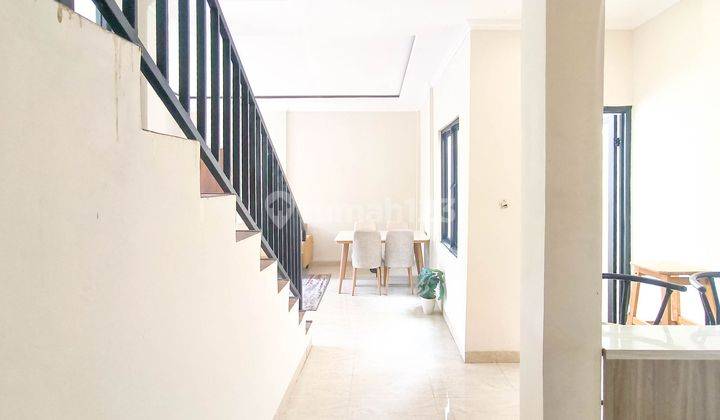 Rumah 10 Menit ke Stasiun MRT Lebak Bulus Grab Siap Huni Dibantu KPR J32095 2