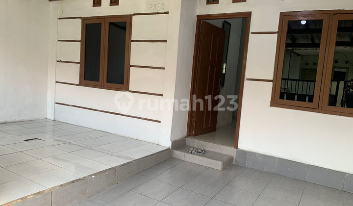 Rumah Siap Huni 10 mmenit ke Tol Alam Sutera Dibantu KPR J-33965 2