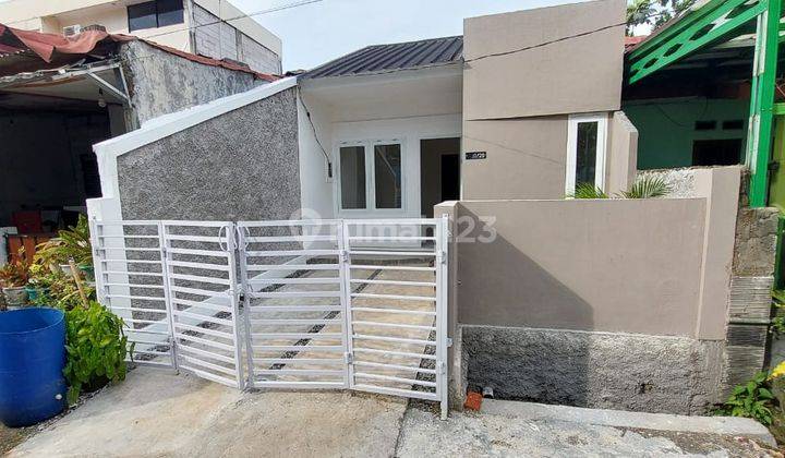 Rumah Minimalis Modern Siap Huni Di Kawasan Strategis Dekat Toll 1