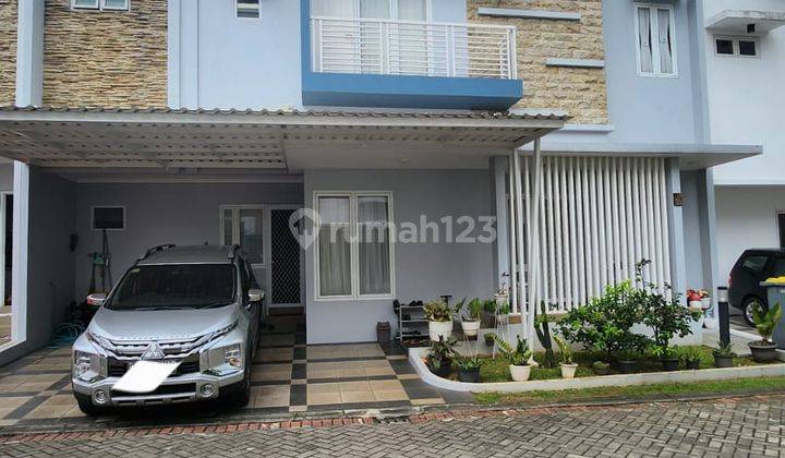 Rumah Mewah Cluster Exclusive & Strategis 5 Menit Kurang ke Tol 1