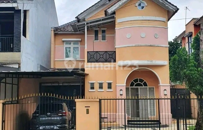 Two-Story House Within a Cluster in Telaga Kahuripan Kemang Bogor Two-Story House Within a Cluster in Telaga Kahuripan Kemang Bogor