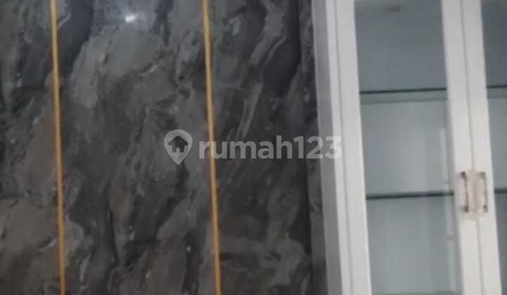 Disewa Rumah 3 lantai di Vikamas Tengah kapuk muara