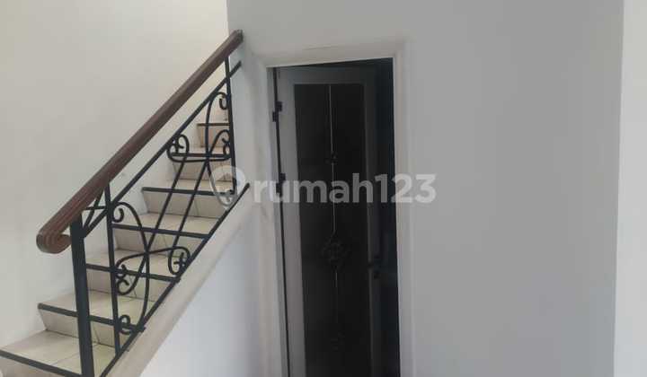 Dijual Rumah Cluster Italy Banjar Wijaya Tangerang 2