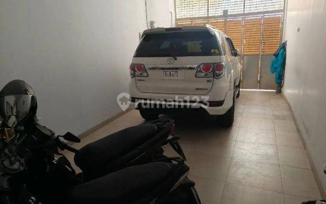 Dijual Rumah 3 Lantai di Kemurnian, Glodok, Jakarta Pusat 2