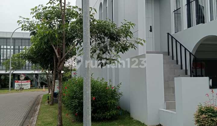 Rumah Aether Greenwich Bsd Tangerang 2